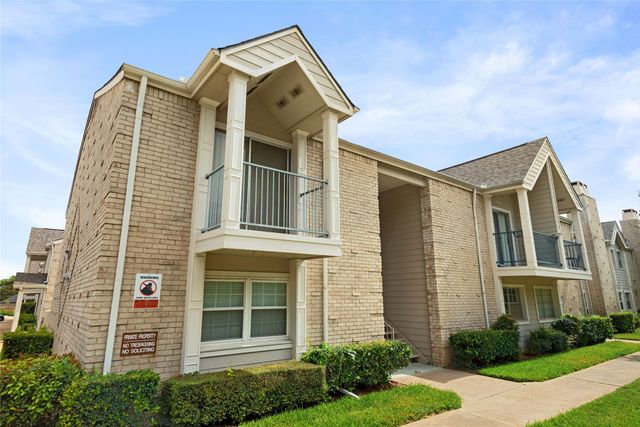 5881 Preston View Boulevard 202, Dallas, TX 75240