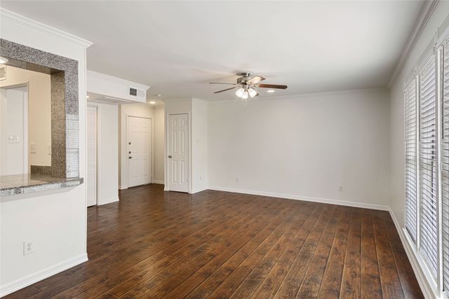 5881 Preston View Boulevard 202, Dallas, TX 75240