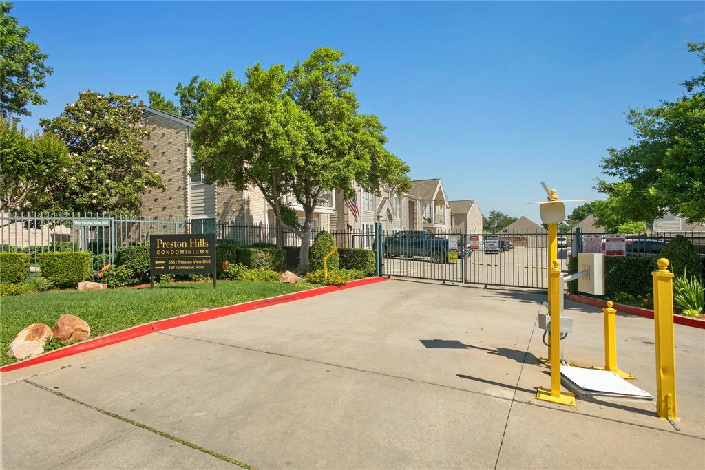 5881 Preston View Boulevard 202, Dallas, TX 75240