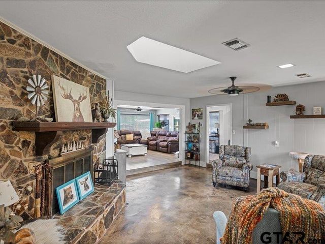 362 vz county road 3404, Wills Point, TX 75169