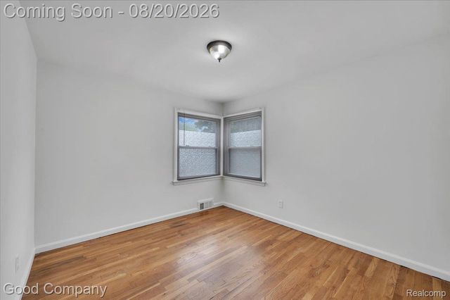 23201 Manistee Street, Oak Park, MI 48237