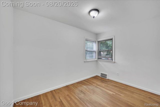 23201 Manistee Street, Oak Park, MI 48237