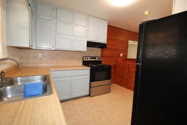 709 S 11th ST, Copperas Cove, TX 76522