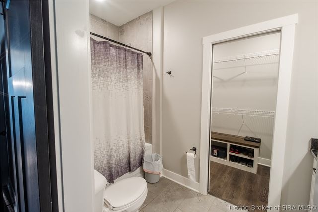 4493 Kestrel Court, Jeffersonville, IN 47130