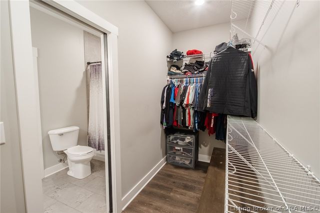 4493 Kestrel Court, Jeffersonville, IN 47130