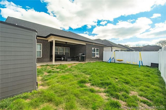 4493 Kestrel Court, Jeffersonville, IN 47130