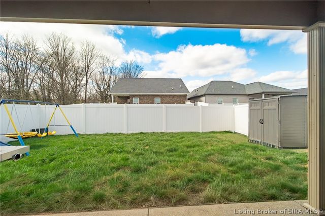 4493 Kestrel Court, Jeffersonville, IN 47130