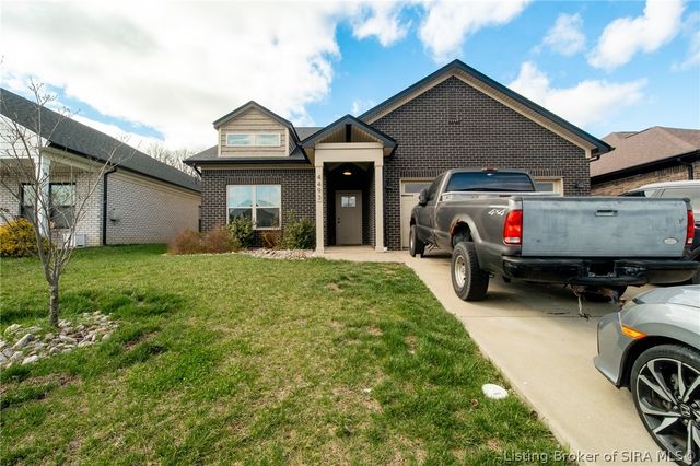 4493 Kestrel Court, Jeffersonville, IN 47130