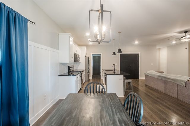 4493 Kestrel Court, Jeffersonville, IN 47130