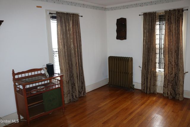 61 Lincoln Avenue, Albany, NY 12206