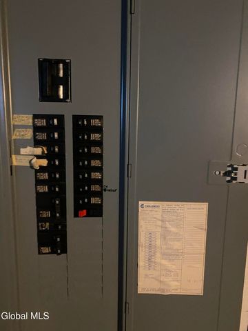 61 Lincoln Avenue, Albany, NY 12206