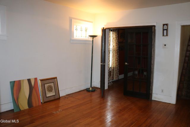 61 Lincoln Avenue, Albany, NY 12206