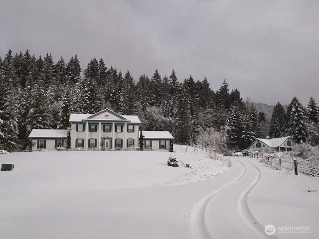 12832 Hunter Road SW, Rochester, WA 98579