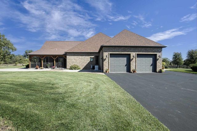 W3552 EQUESTRIAN TRAIL, Appleton, WI 54913