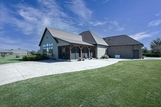W3552 EQUESTRIAN TRAIL, Appleton, WI 54913
