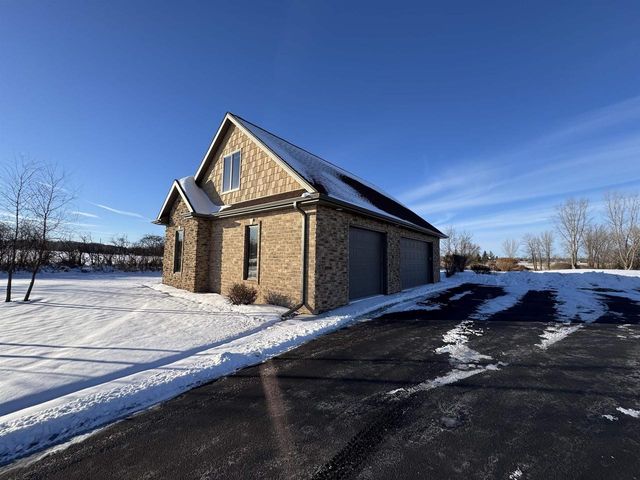 W3552 EQUESTRIAN TRAIL, Appleton, WI 54913