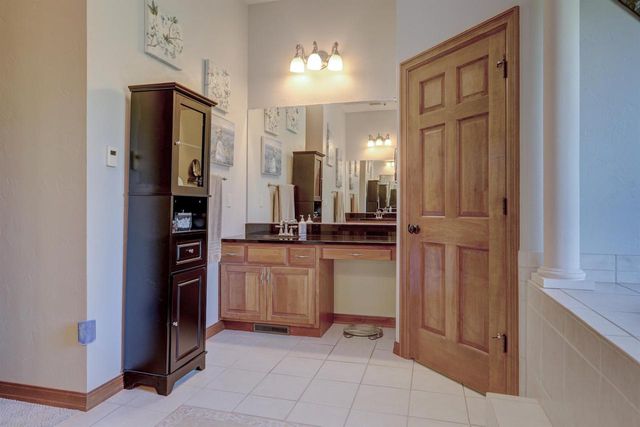 W3552 EQUESTRIAN TRAIL, Appleton, WI 54913