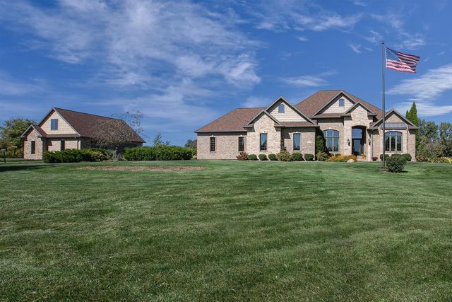 W3552 EQUESTRIAN TRAIL, Appleton, WI 54913