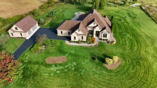 W3552 EQUESTRIAN TRAIL, Appleton, WI 54913