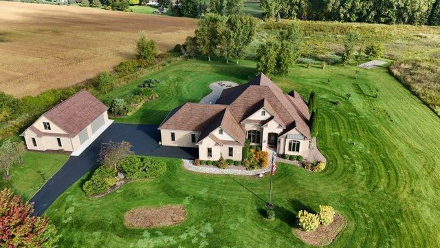 W3552 EQUESTRIAN TRAIL, Appleton, WI 54913