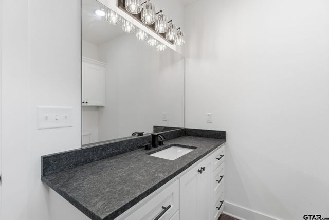 11029 Forest Lane, Frankston, TX 75763