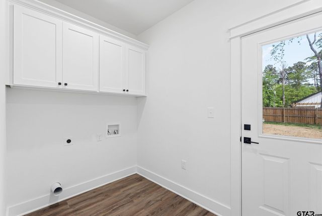 11029 Forest Lane, Frankston, TX 75763