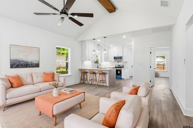 11029 Forest Lane, Frankston, TX 75763