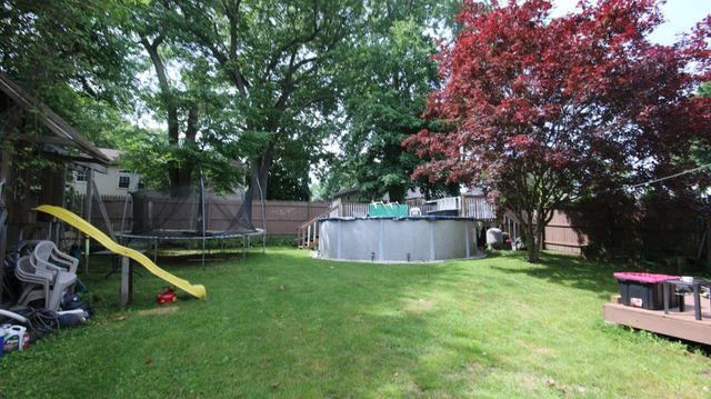 61 Austin St, Chicopee, MA 01013