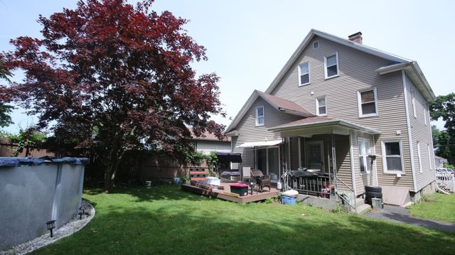 61 Austin St, Chicopee, MA 01013