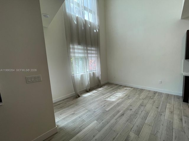 4700 NW 84th Ave 17, Doral, FL 33166