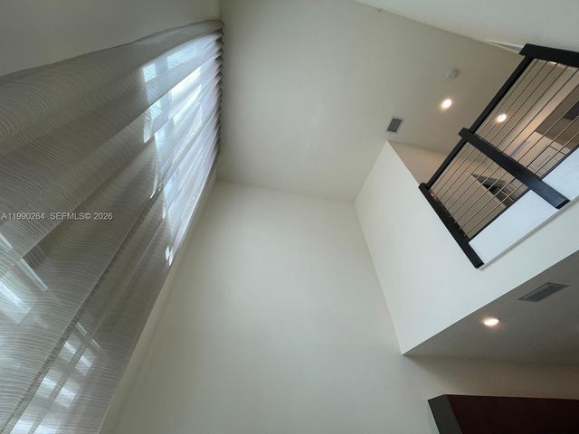 4700 NW 84th Ave 17, Doral, FL 33166