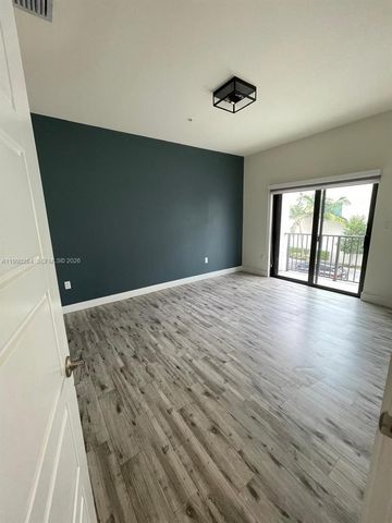 4700 NW 84th Ave 17, Doral, FL 33166