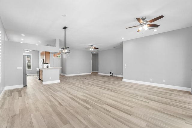 132 E Hampton Way, Jupiter, FL 33458