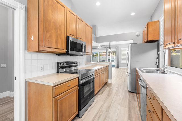 132 E Hampton Way, Jupiter, FL 33458