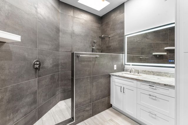 132 E Hampton Way, Jupiter, FL 33458