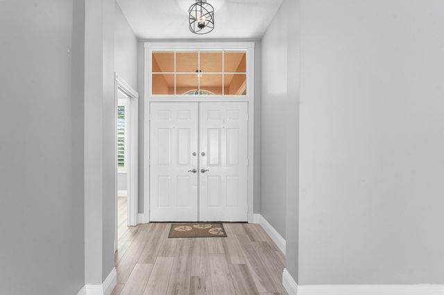 132 E Hampton Way, Jupiter, FL 33458