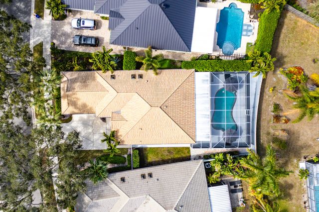 132 E Hampton Way, Jupiter, FL 33458