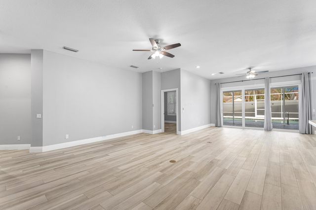 132 E Hampton Way, Jupiter, FL 33458