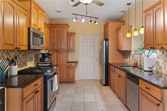 4621 Megal Dr, Corpus Christi, TX 78413