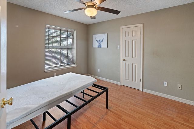 4621 Megal Dr, Corpus Christi, TX 78413