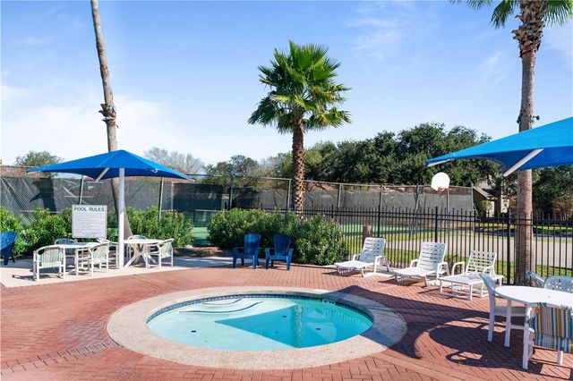 4621 Megal Dr, Corpus Christi, TX 78413