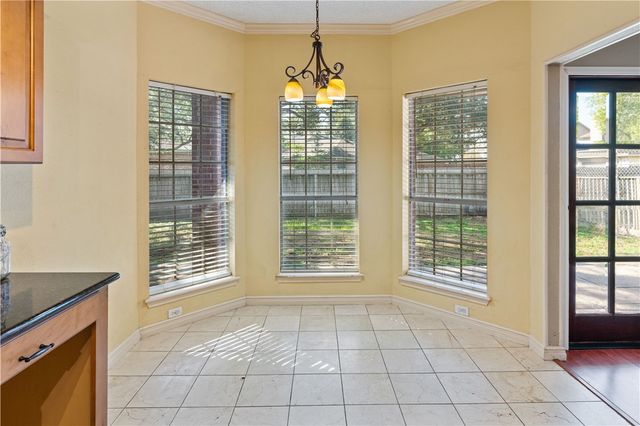 4621 Megal Dr, Corpus Christi, TX 78413