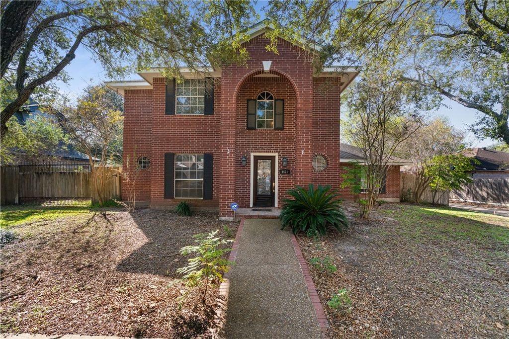 4621 Megal Dr, Corpus Christi, TX 78413