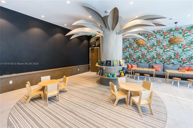 2821 S Bayshore Dr LPH-D, Miami, FL 33133