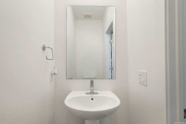 102 Tendick Unit 602, San Antonio, TX 78209