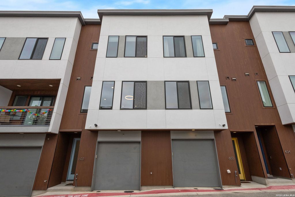 102 Tendick Unit 602, San Antonio, TX 78209