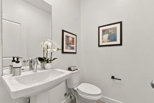 1533 Denton Avenue, Hayward, CA 94545