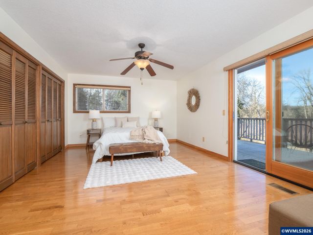 6503 Kinns Rd NE, Woodburn, OR 97071