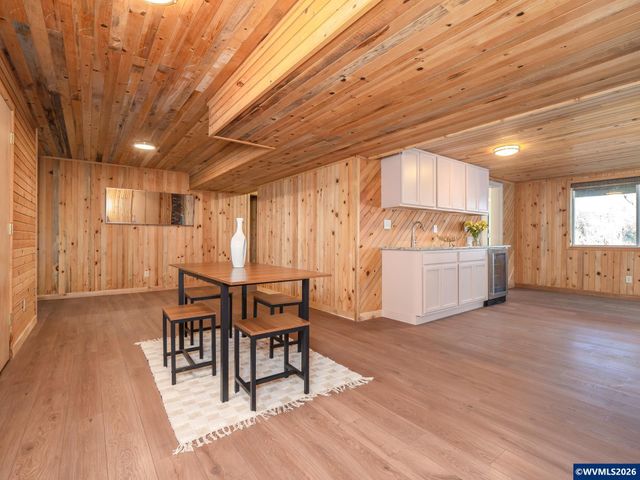 6503 Kinns Rd NE, Woodburn, OR 97071