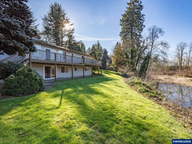 6503 Kinns Rd NE, Woodburn, OR 97071